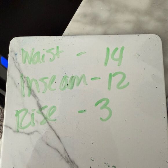 Zara Women’s Medium Green Tencel Shorts New - Picture 5 of 6